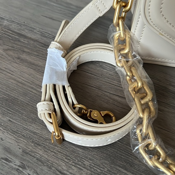 Zara Cross body bag with metal handle trim - Picture 3 of 10